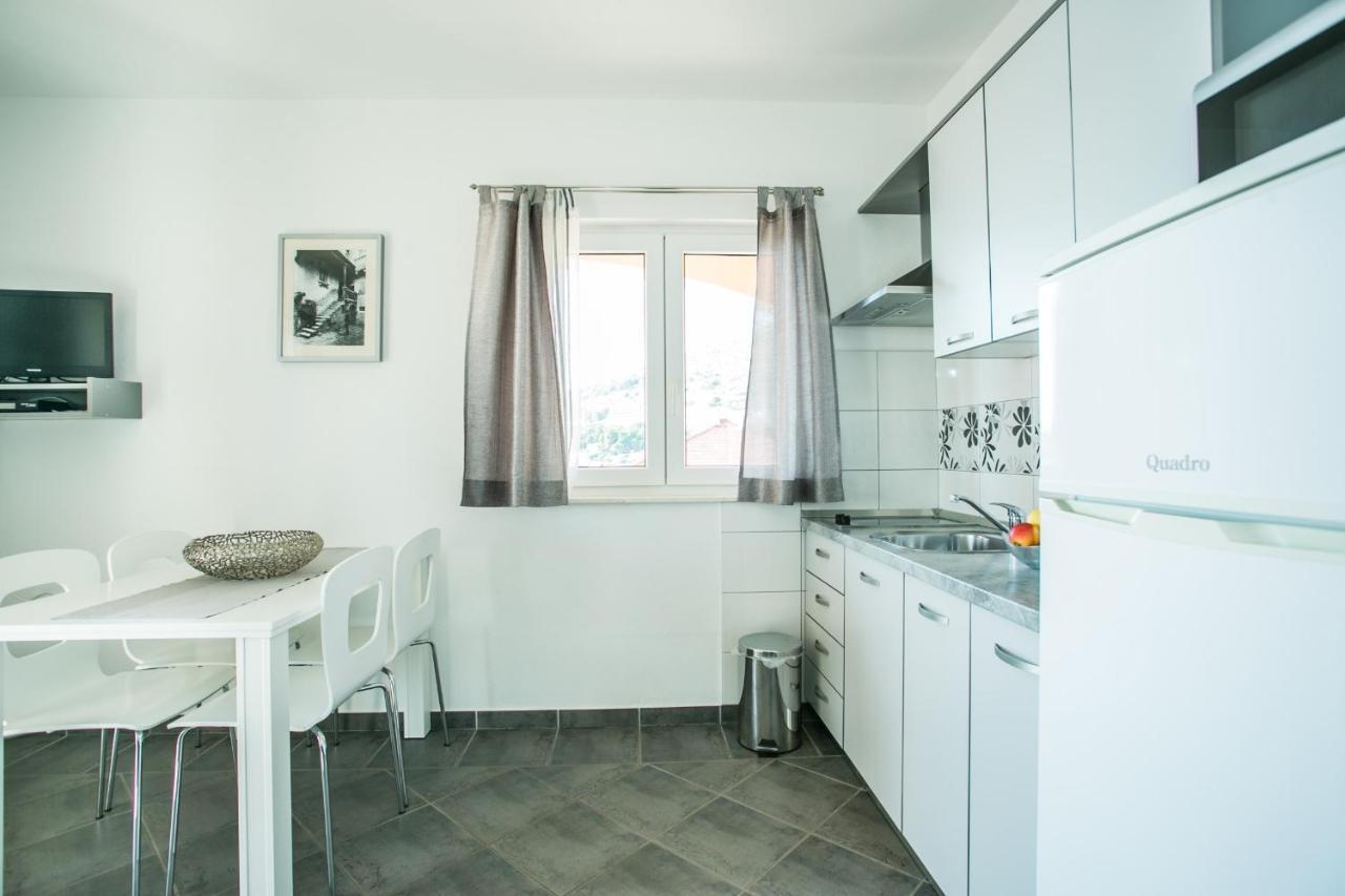 Kaja - Right Next To The Beach Trogir Zewnętrze zdjęcie