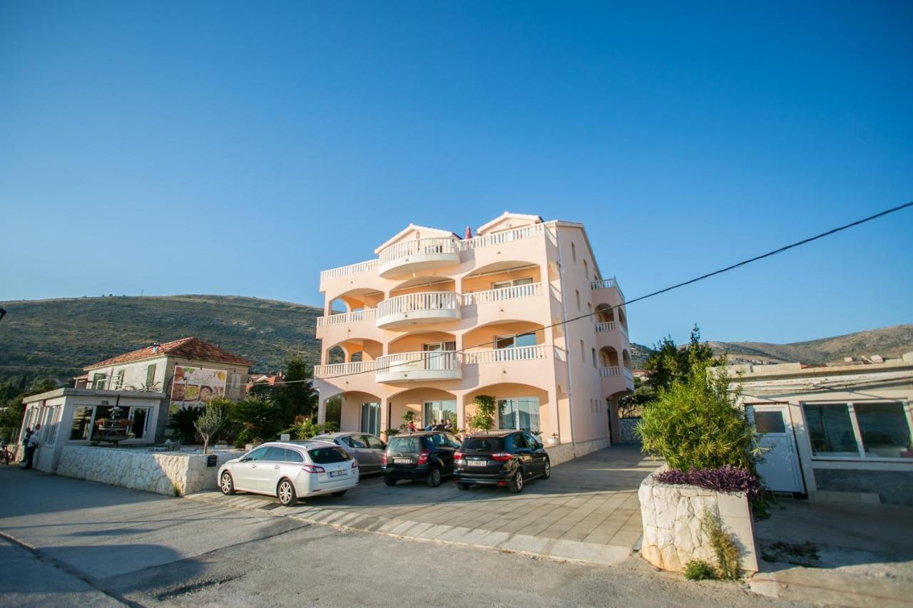 Kaja - Right Next To The Beach Trogir Zewnętrze zdjęcie